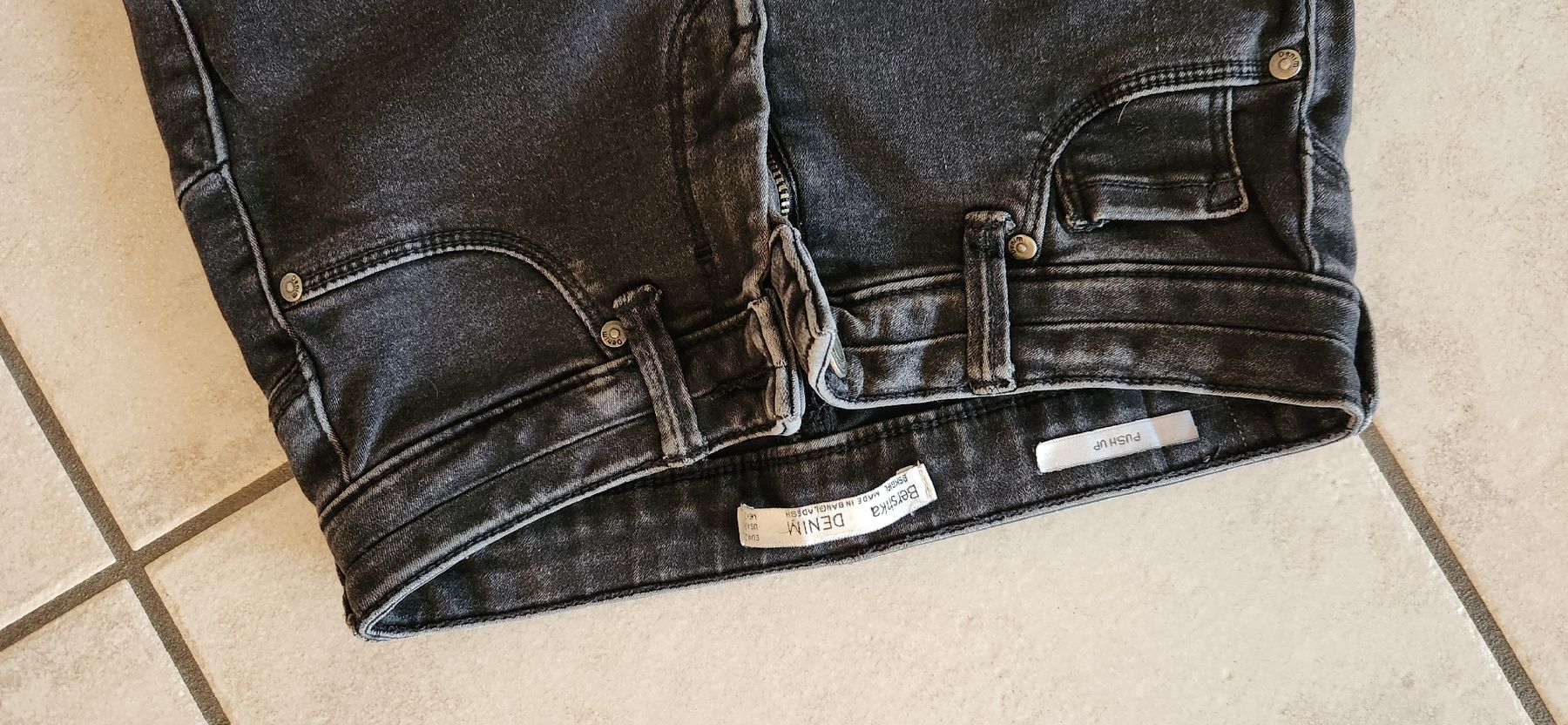 Bershka Pantaloni: Bershka Denim Gr. 34 – Usato da Lyss venduto da Urma5 1