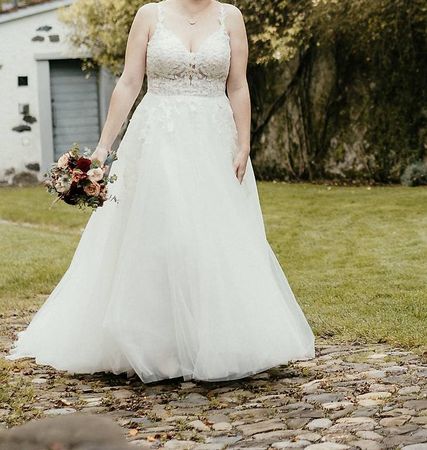 Hochzeitskleid