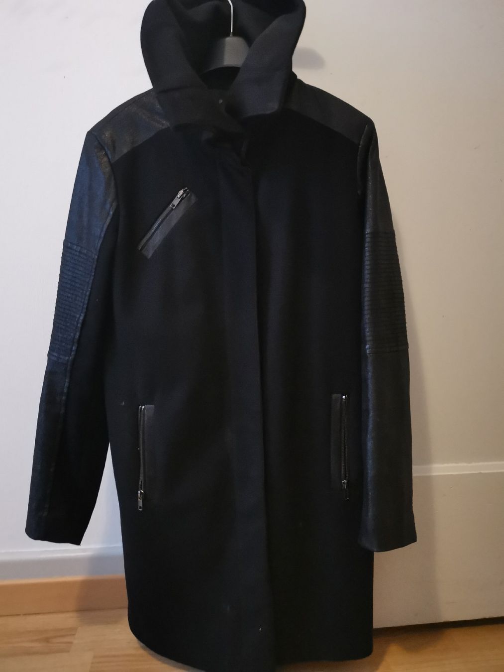 Esprit Manteaux: Manteau d'hiver Esprit, taille S – Neuf (Voir description) à Biel/Bienne par Edi5Roli3 2