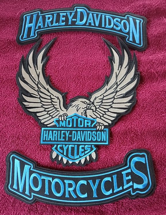 Harley-Davidson Toppe: 3 Patchs brodés Harley-Davidson Aigle J125 – Nuovo e nell'imballaggio originale da Allens venduto da MADE.IN.ROCK.N.ROLL