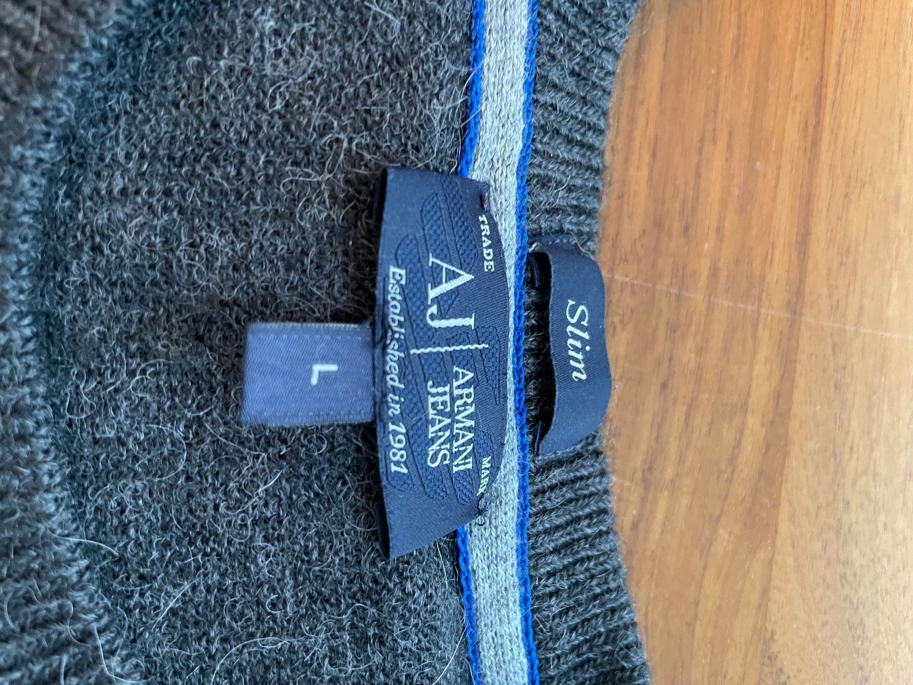 Armani Pulls & Sweat-shirts: Armani – D'occasion à Winterthur par AJ2323 6