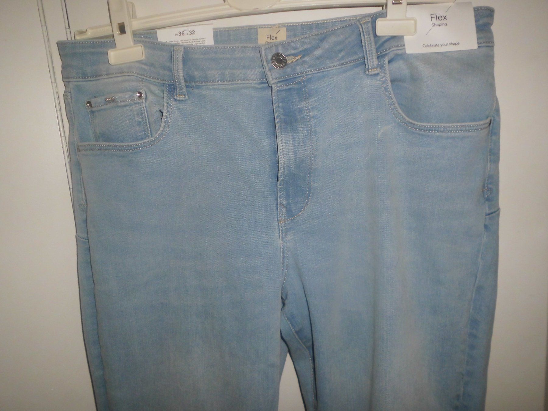 C&A Jeans: Blue jeans Slim  de C&A T. 46 – Nuovo (secondo la descrizione) da Marin-Epagnier venduto da Madja 1