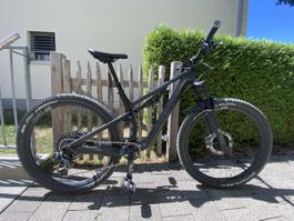Canyon Neuron CF LTD 2021