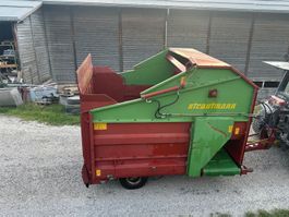 Strautmann Blockverteilwagen Ballenauflöser