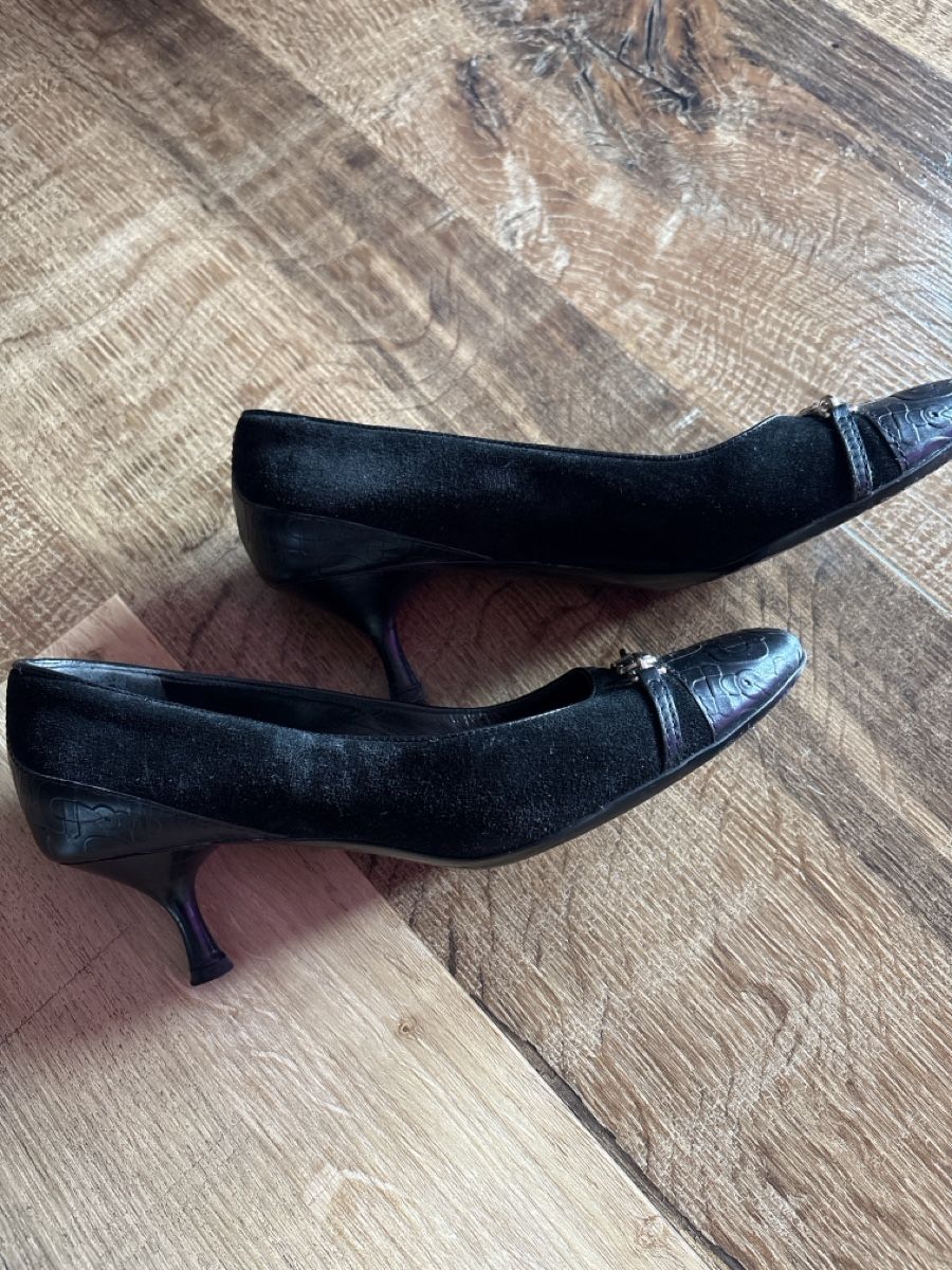 Gucci Scarpe da donna: Gucci Vintage Pumps Original – Usato da Bern venduto da LoveVintageY2K 1