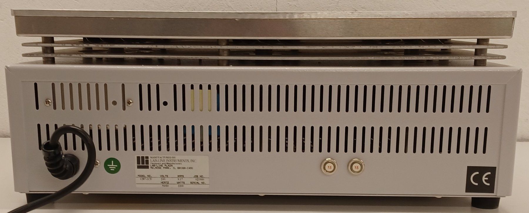 Laborzubehör: Lab-Line Instruments 1287-1 CE 6-position stirrer/heater – Gebraucht aus Niederdorf von LeptonAG_Labor 3