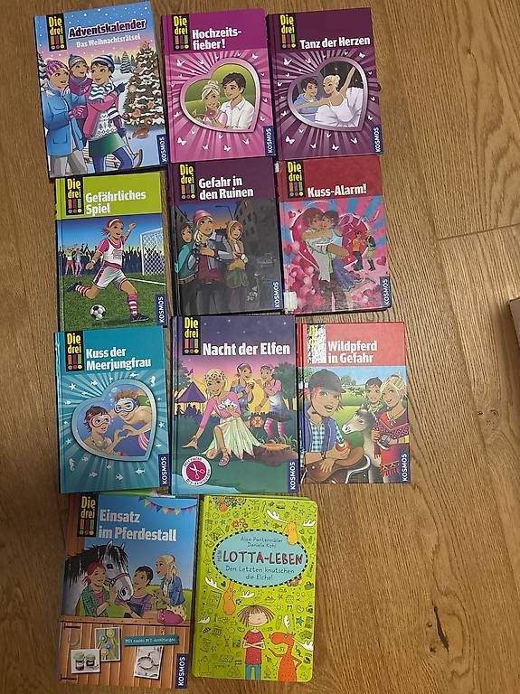Livres: Verschiedene Bücher – D'occasion à Seewen SZ par Navis40