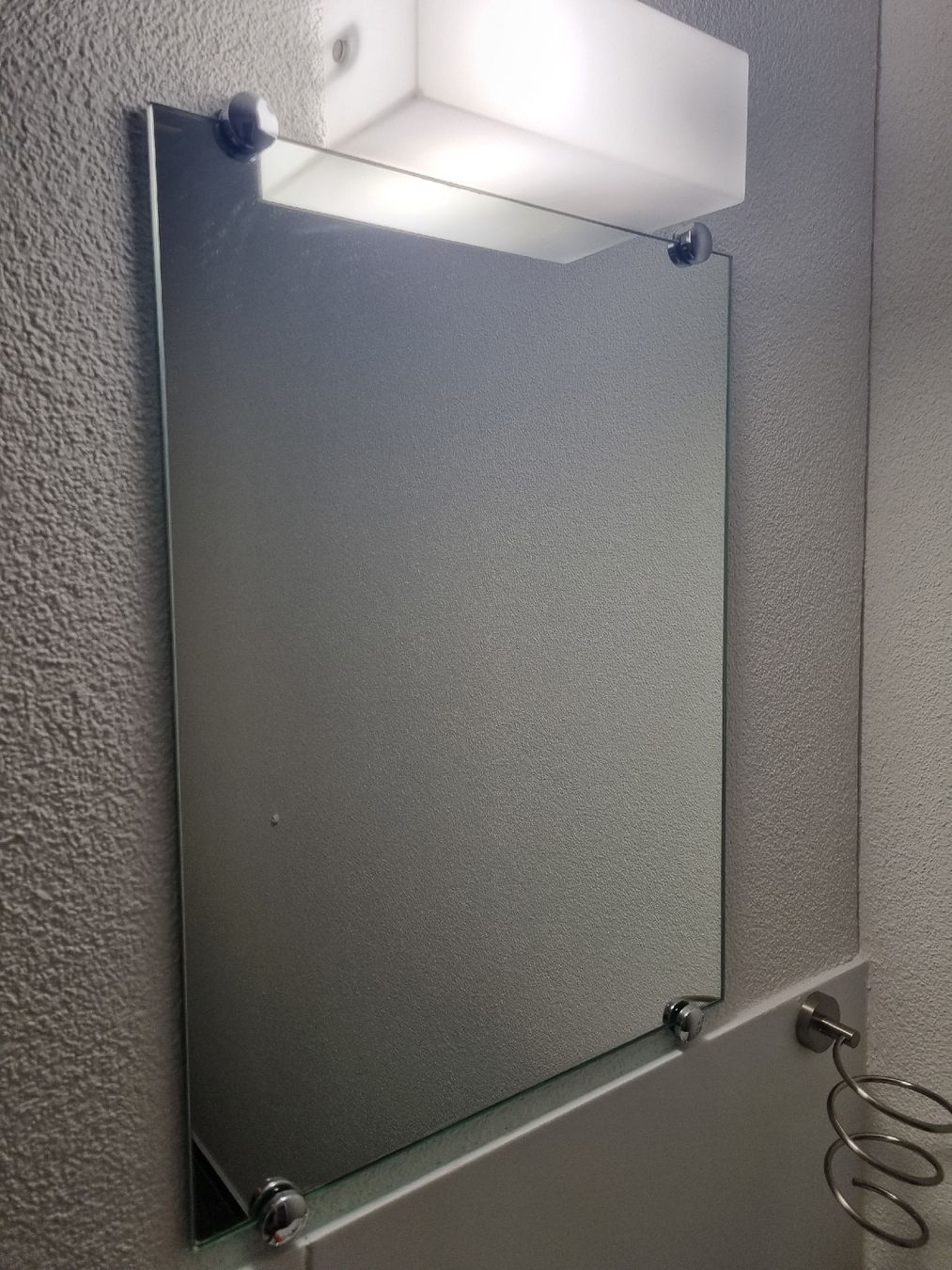 Specchi: Badezimmer Spiegel – Usato da Luzern venduto da Milena345