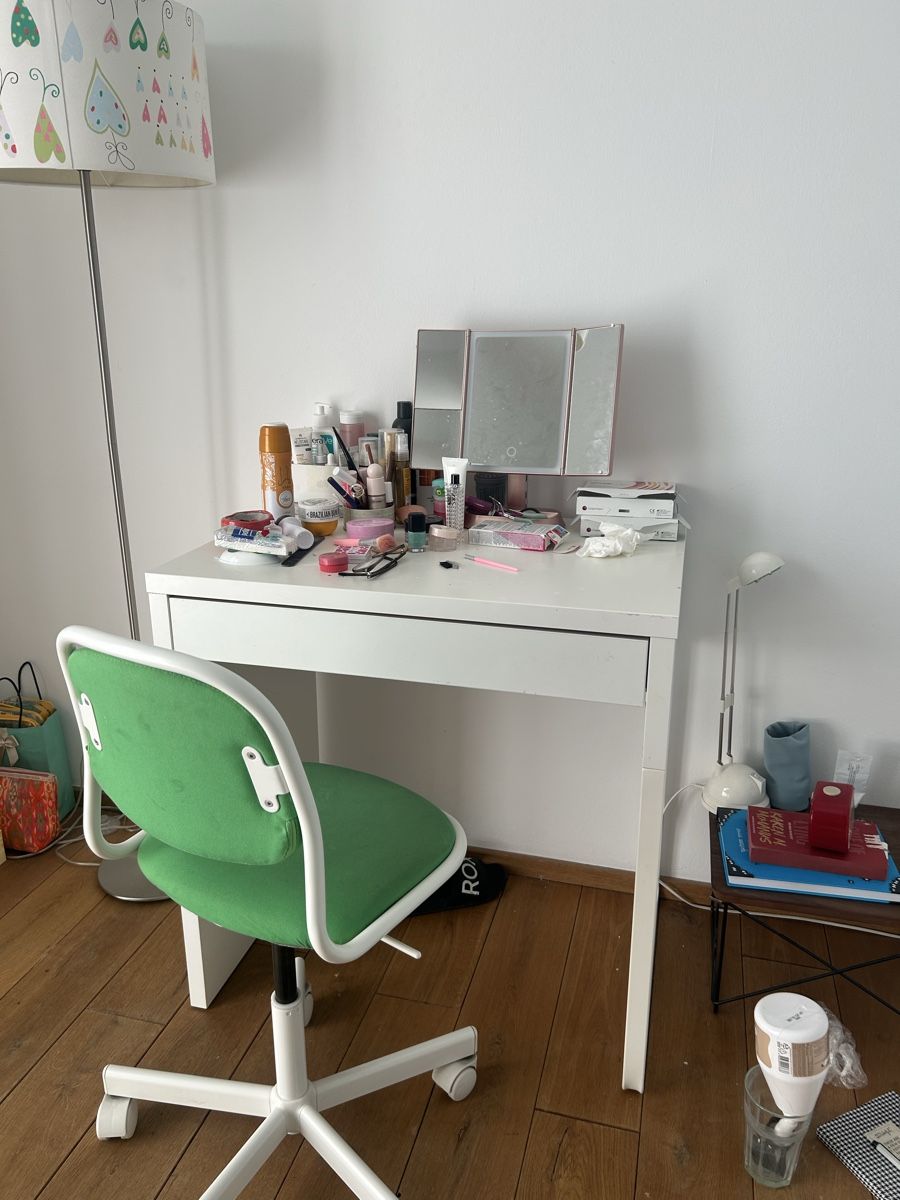 Scrivanie: MICKE Desk, white73x50 cm – Usato da Binningen venduto da alb_72k2 1