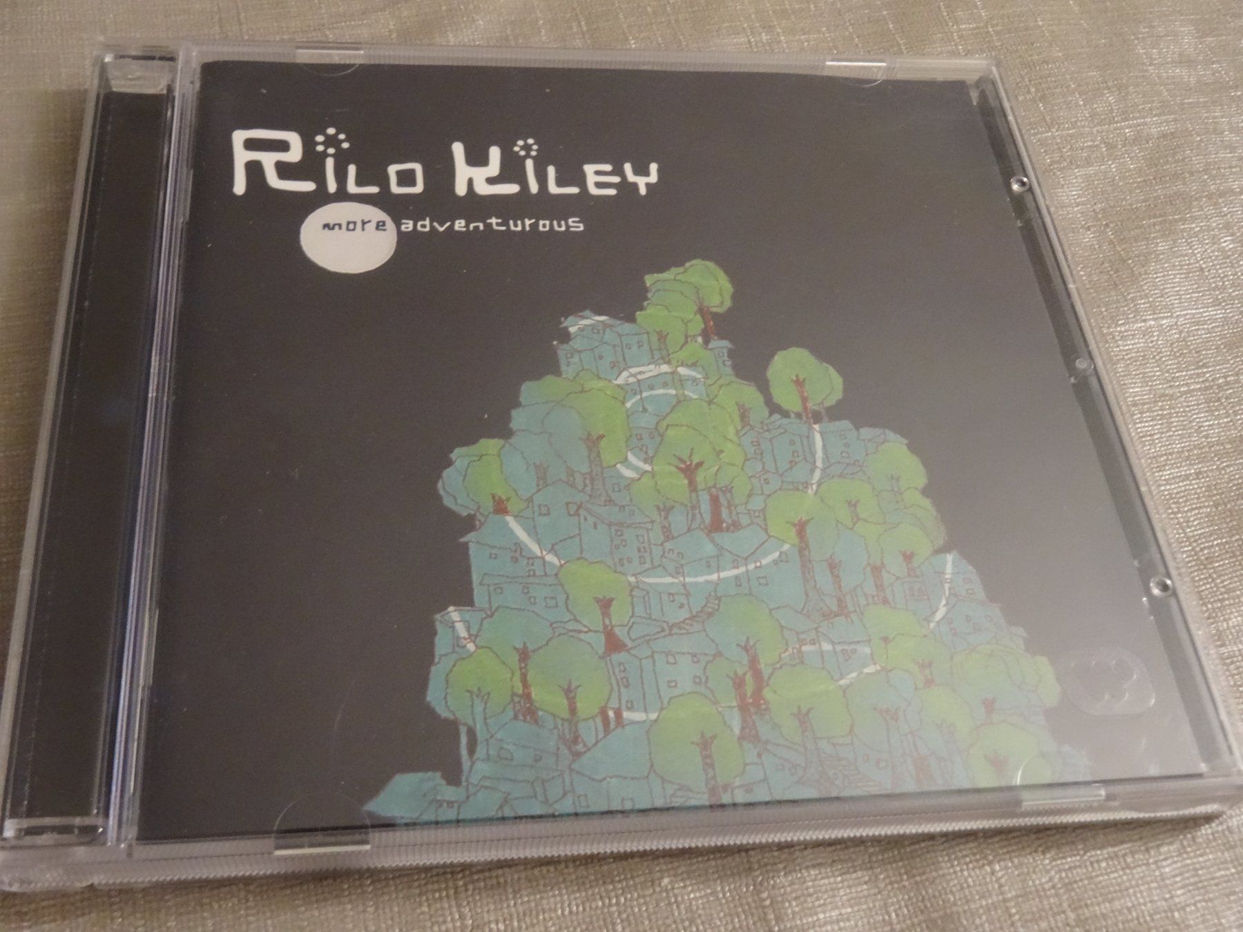 CD: Rilo Kiley - More Adventurous CD – Usato da Olten venduto da Disc-Ausverkauf