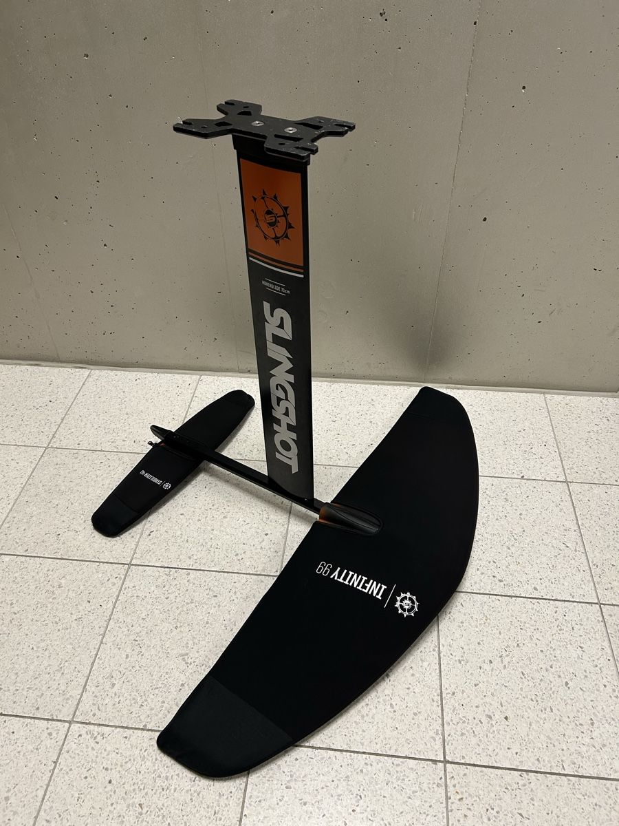 Slingshot Planches de surf: Slingshot wingfoil set, Hover Glide FWing V1 – D'occasion à Zürich par academ 1