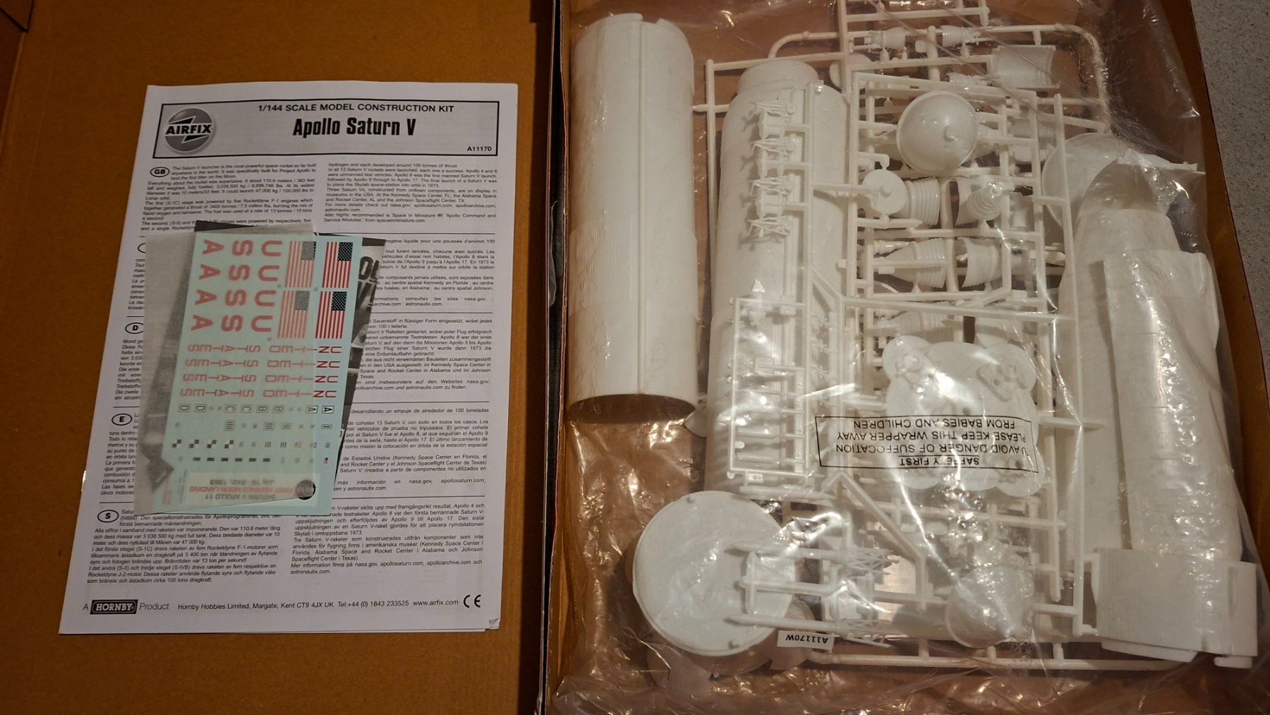 Airfix Modellbausätze & Standmodelle: Airfix Apollo Saturn V 1/144 – Neu und originalverpackt aus Moutier von Jhoffmeyer 1