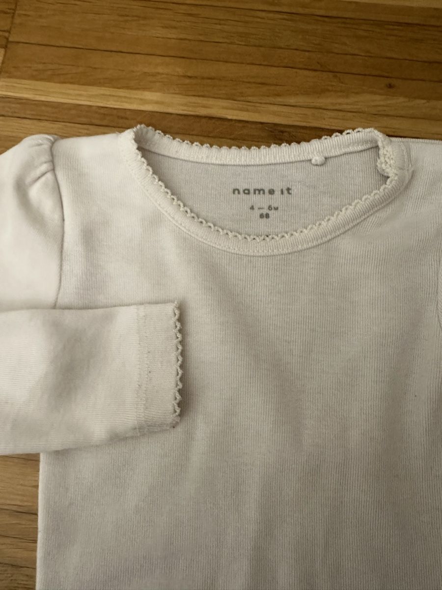 Camicie, Top & T-shirt: Neuwertiger Body Name it, Gr 68 – Nuovo (secondo la descrizione) da Zürich venduto da Freudefant 1
