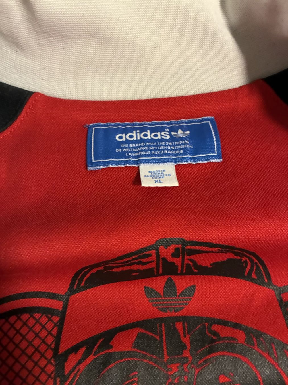 Jacken: Adidas Star Wars Trainerjacke – Gebraucht aus Effretikon von dts_yd7x 4