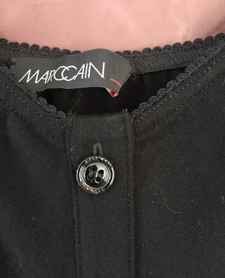 Marc Cain Top: Marc Cain top mit Träger Kaschmere Gr 42 – Nuovo (secondo la descrizione) da Volketswil venduto da praxis12 3