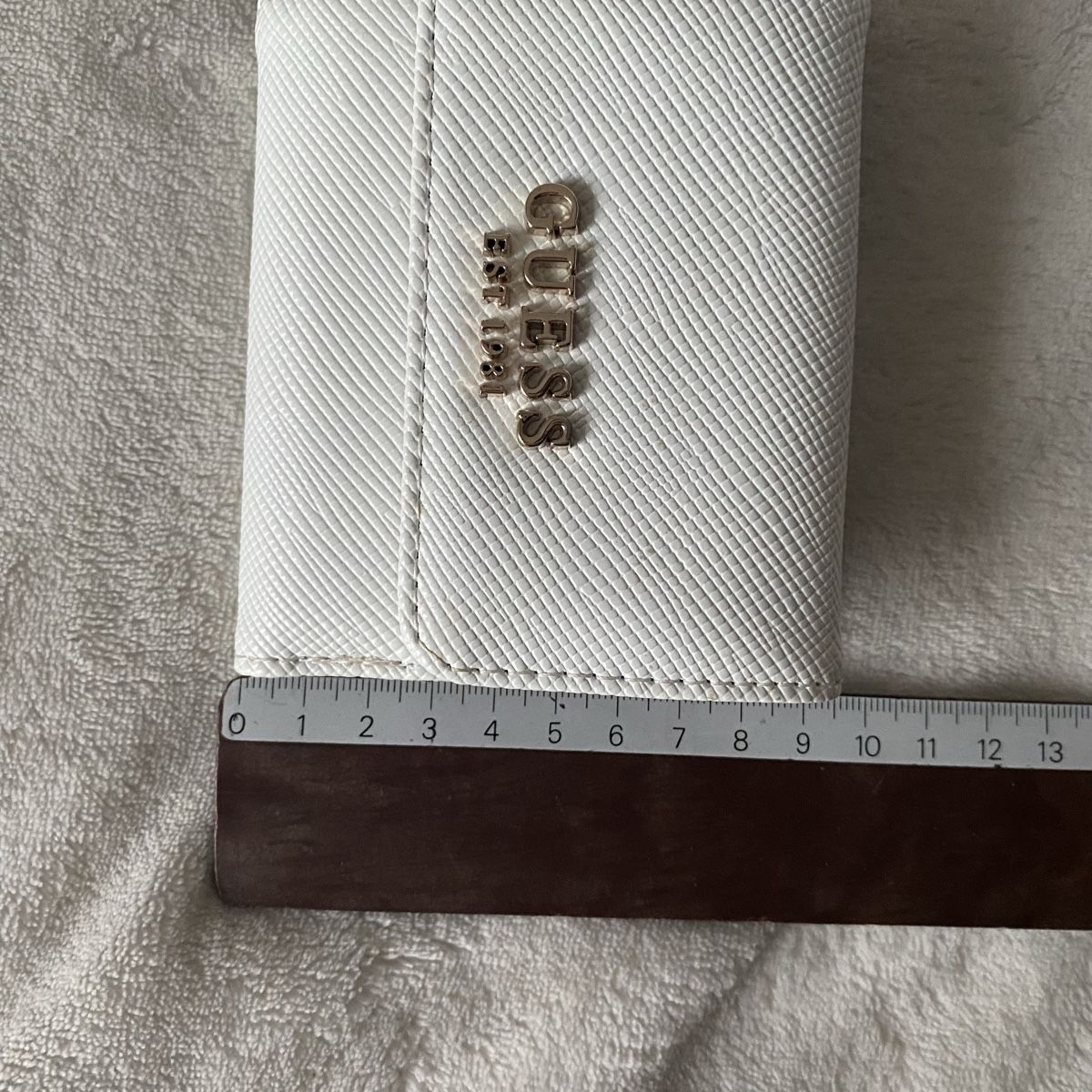 Guess Portamonete: Guess Porte Monnaie NEU – Nuovo e nell'imballaggio originale da Givisiez venduto da dor_xb9k 7