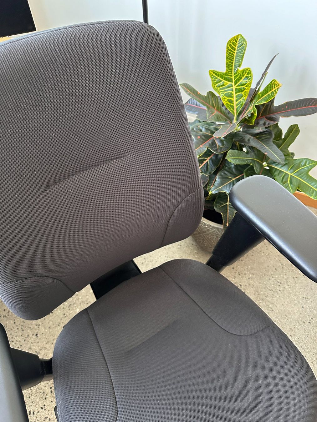 Sedie: Chaise de bureau Flokk RH Logic 200 – Usato da Vevey venduto da Pedrocor 4