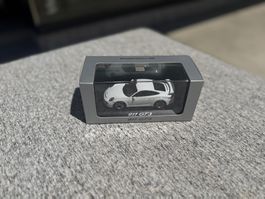 Minichamps 1:43 Porsche 911 GT3 DEALER EDITION