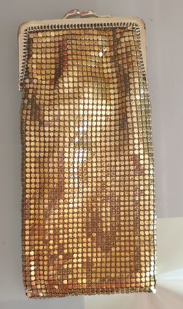 Vintage Brillenetui in Gold