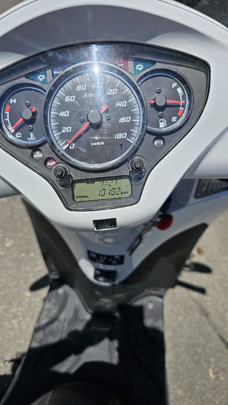 Honda Strada: Honda sh300i – Nuovo (secondo la descrizione) da Seftigen venduto da G9T 2