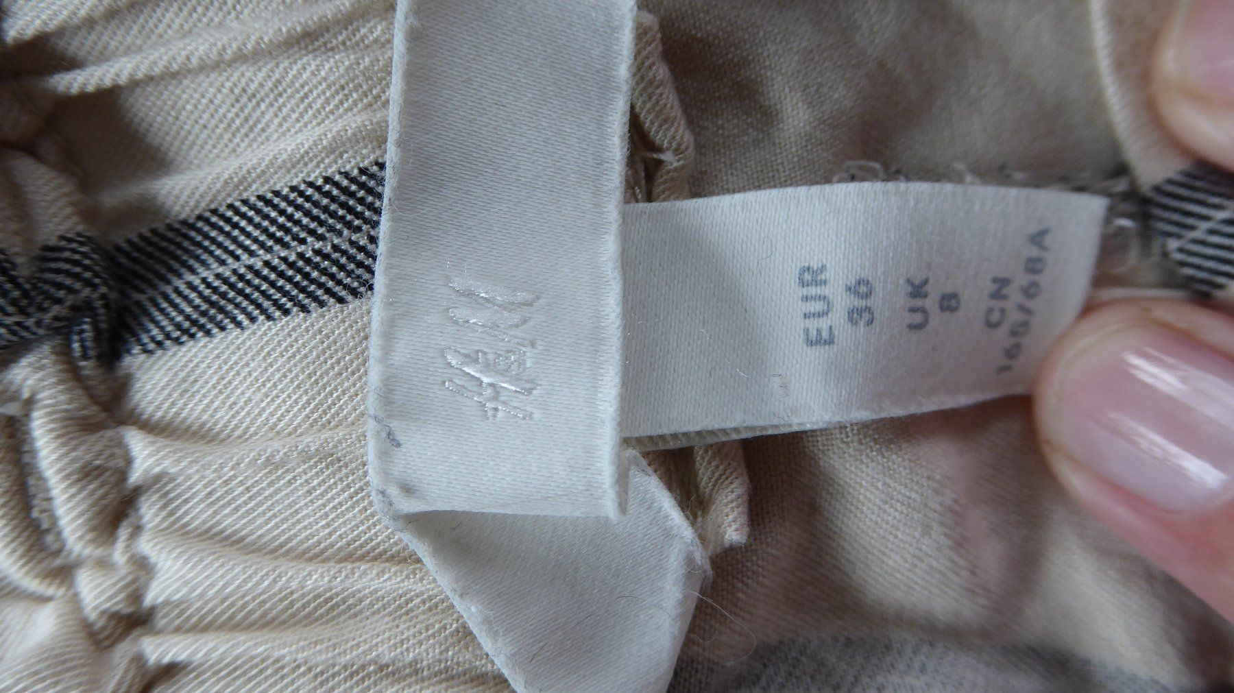 H&M Pantaloni: Sommerhose Gr 36 H&M – Usato da Sargans venduto da Benziner 2