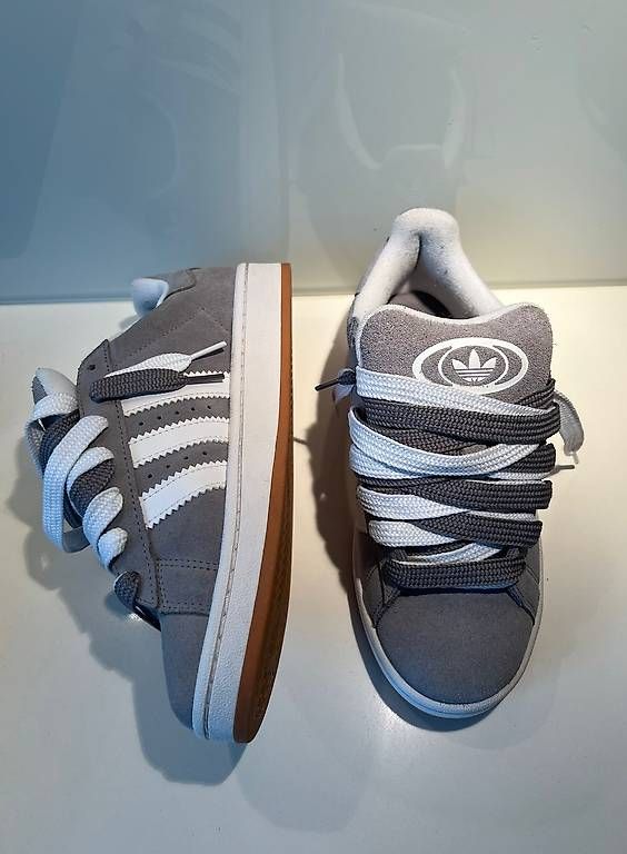 Adidas Scarpe da uomo: Original Adidas Campus Sneakers, neuwertig! – Usato da Rudolfstetten venduto da Mamasita 1