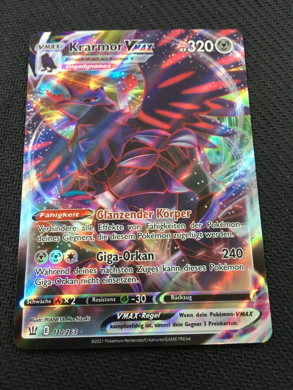 Pokémon Cartes à collectionner: Pokémon - Krarmor Vmax (BST 110) - Kampfstile - DE – Neuf (Voir description) à St.Gallen par Punktchen01