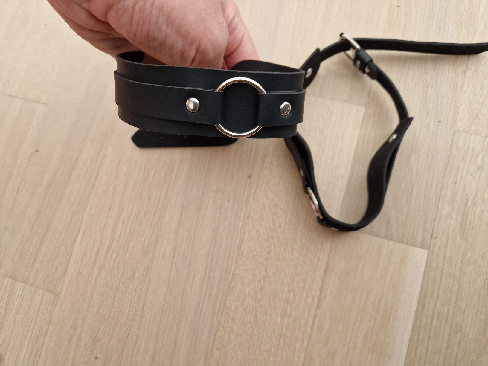 Altro per Eventi aziendali & Feste: Kunstleder Oberarmbänder Harness – Usato da Aesch BL venduto da 98lxd