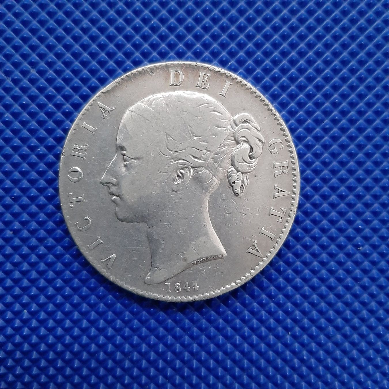 Tutti le monete: Victoria Crown 1844 RARE – Usato da Carouge GE venduto da cecob0909 1