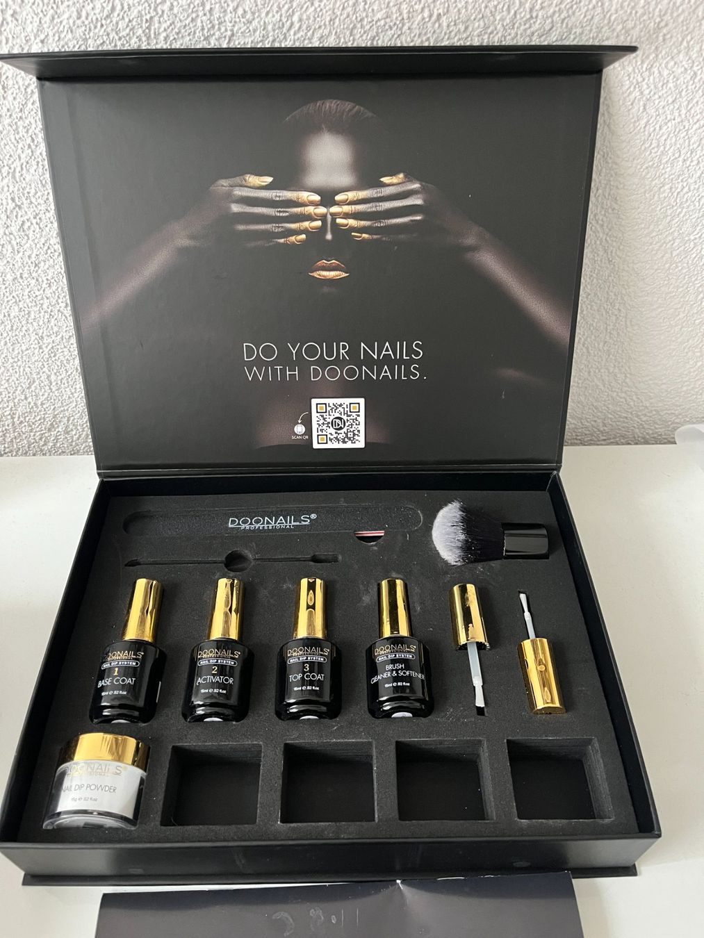 Ongles artificiels: Doonails Set – D'occasion à Schaffhausen par shante_paige_matthew