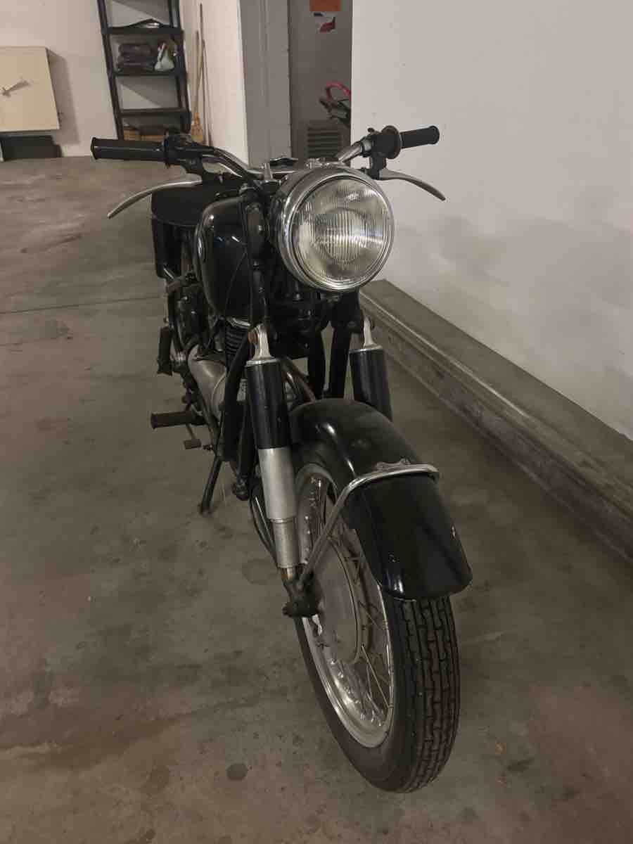 BMW Altro: BMW R27 - Oldtimer – Usato da Hindelbank venduto da MRoeth1 1