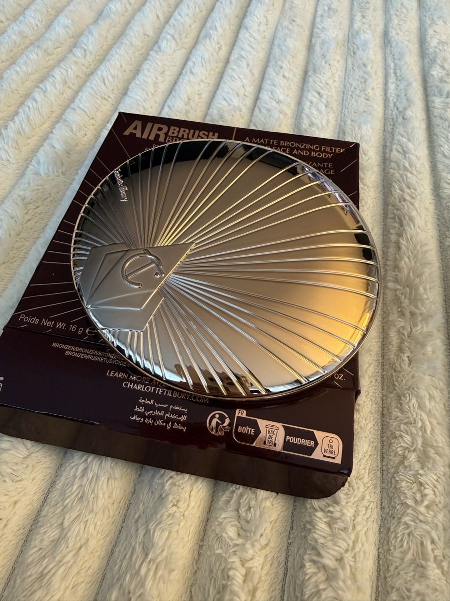 Charlotte Tilbury Make-up: Charlotte Tilbury Airbrush Bronzer! – Nuovo (secondo la descrizione) da Engelburg venduto da Fashion4-everLover 1