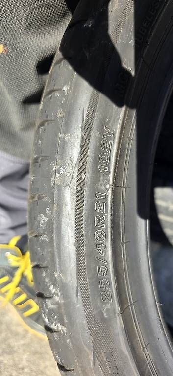 Altro in Scrittura & Disegno: 255.40.21 gomme estive – Usato da rivera venduto da majonki 2