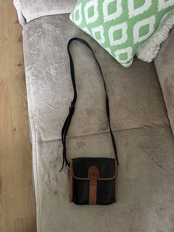 Taschen für Damen: Echtes Leder Tasche – Gebraucht aus Schaffhausen von Fixier 1