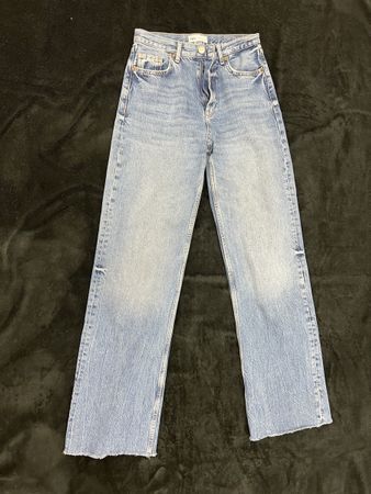ZARA Jeans Straight Cut mit Raw Hem, Grösse  34