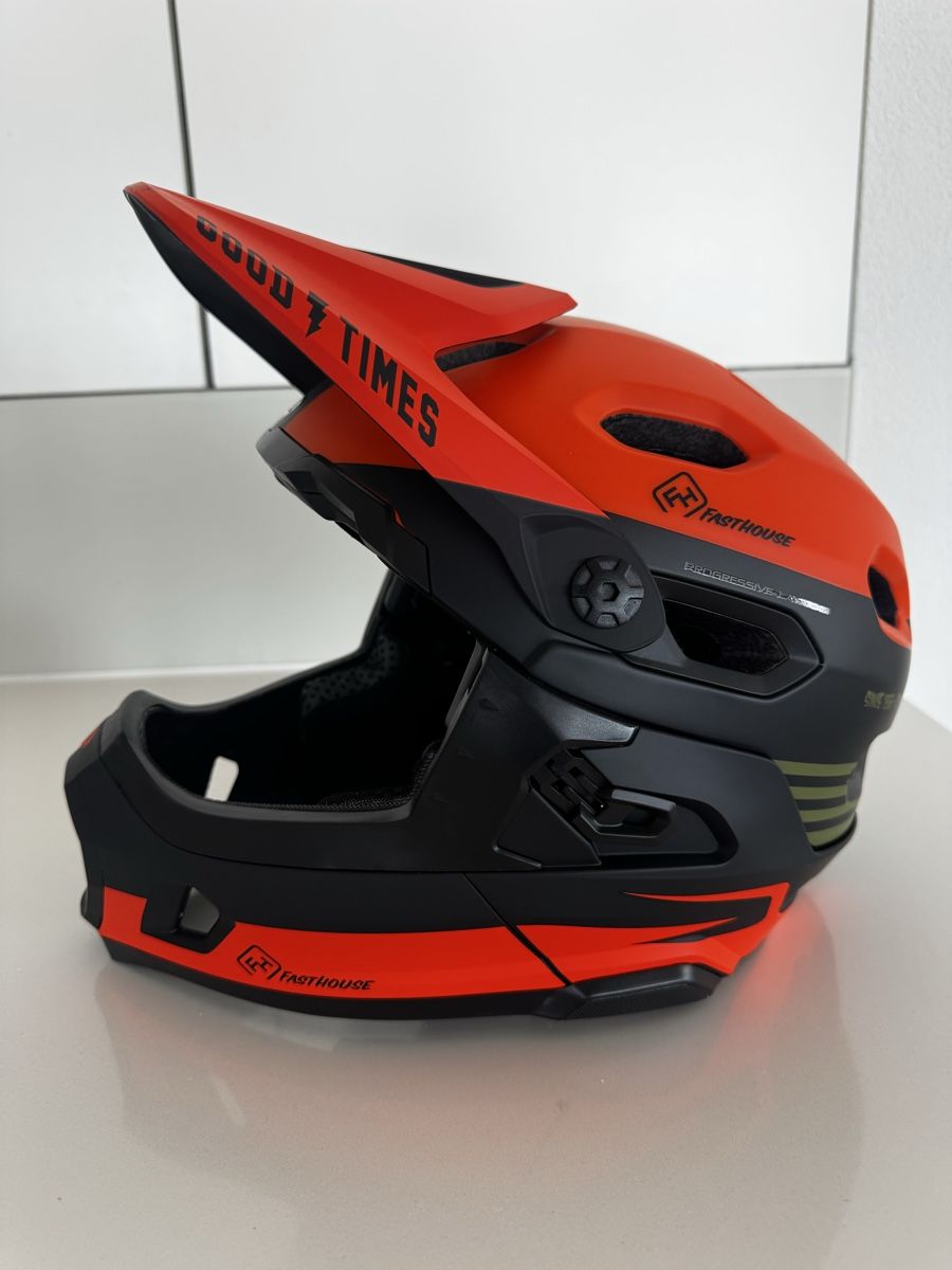 Bell Caschi: Bell Fasthouse Full Face MTB Large – Nuovo (secondo la descrizione) da Zug venduto da Serena_7500 2