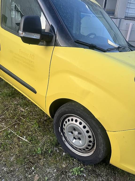 Automobili: Opel combo 2.0cdti – Usato da Niederglatt ZH venduto da ZJ-67 3