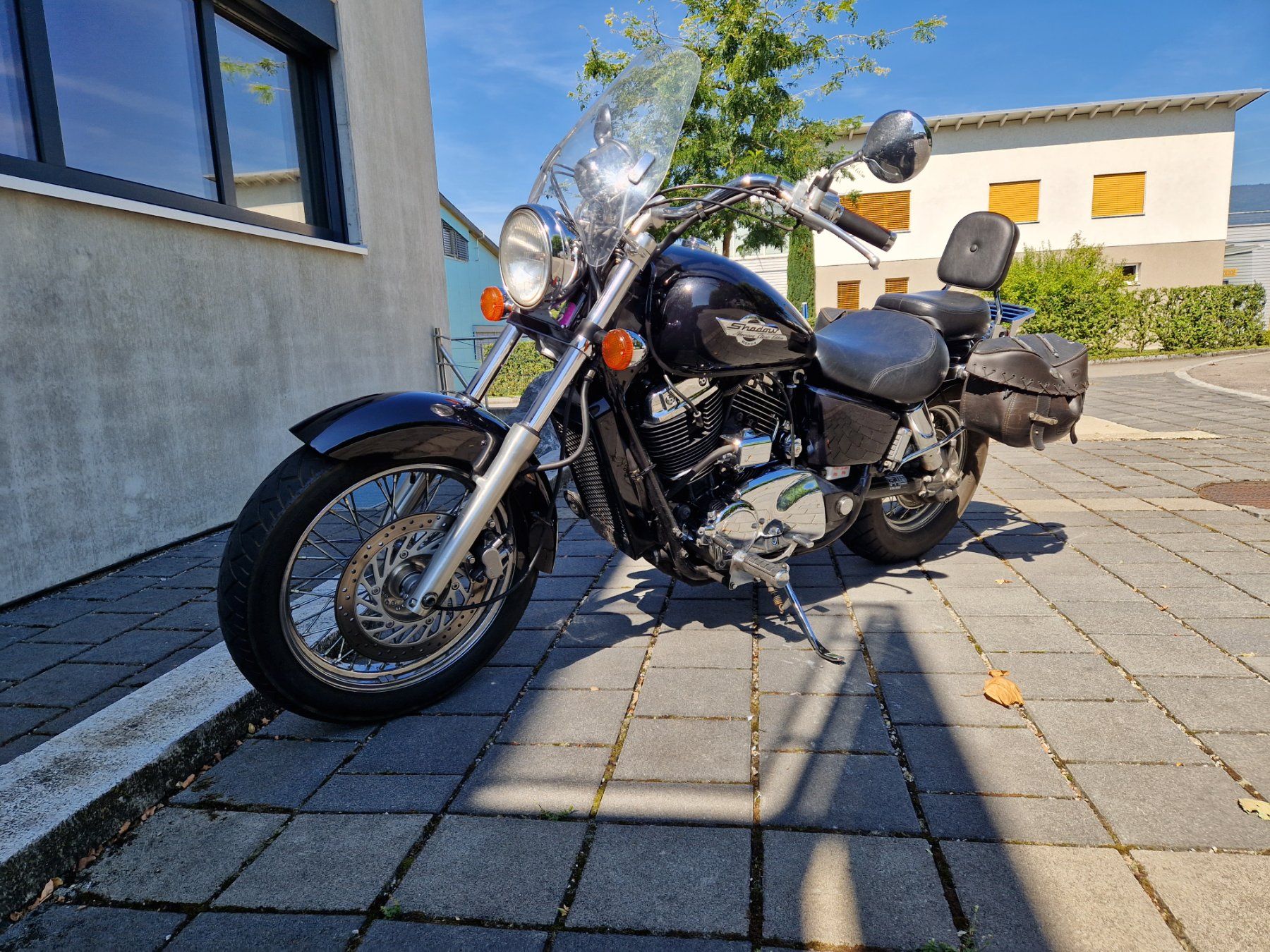 Honda Chopper: Honda shadow vt1100 – Usato da Port venduto da Dvajseidve 3