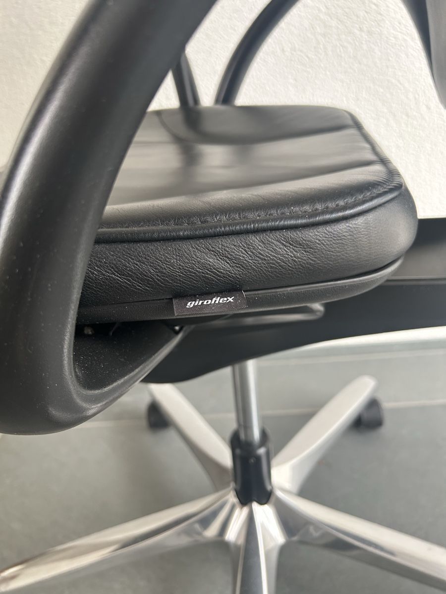 Giroflex Stühle: Bürostuhl – Neu (gemäss Beschreibung) aus Erlenbach ZH von Xe01 4