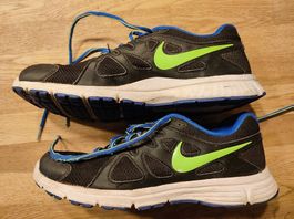 Nike Sneaker Gr. 42