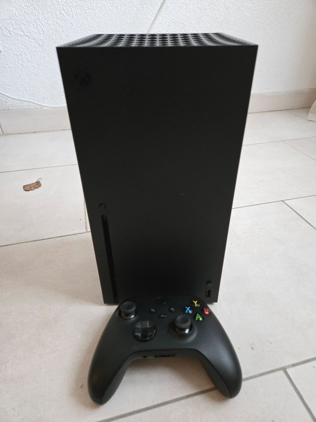 Microsoft Console: Xbox Series X mit 2 Spielen – Usato da Bern venduto da Cioci95
