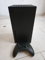 Xbox Series X mit 2 Spielen
