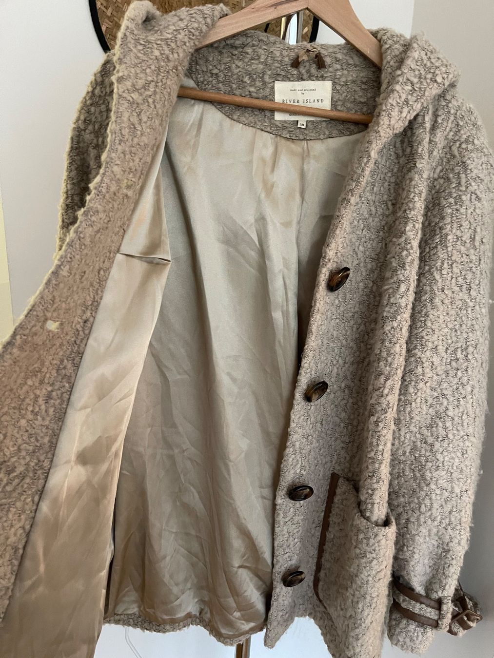 Jacken: River Island Mantel Jacke beige Grösse 44 Oder 46 – Gebraucht aus Nussbaumen AG von HelenaDavid1910 4