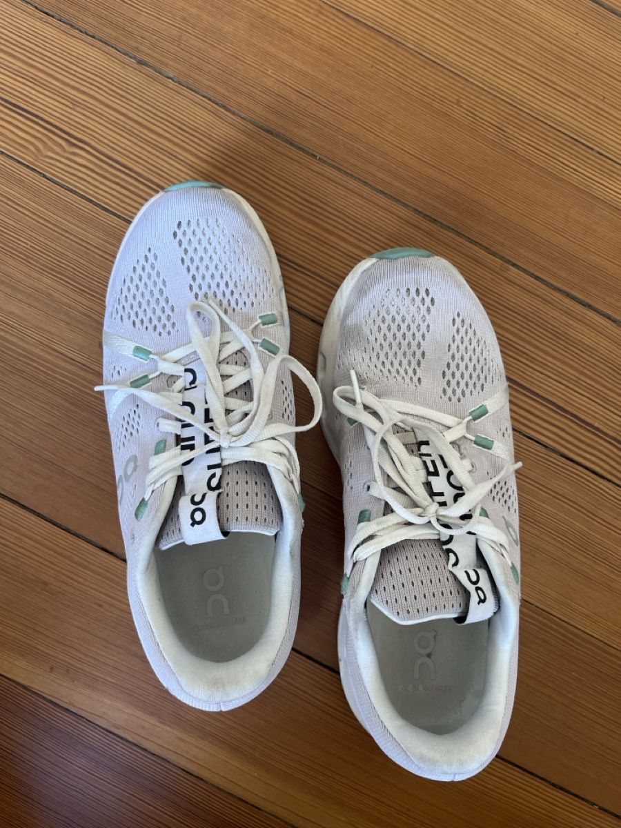 On Scarpe da uomo: On Cloud Schuhe – Usato da Baden venduto da Ella_M 1