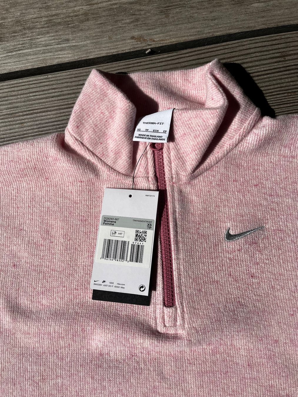 Nike Pullover & Sweatshirts: Damen Pullover Nike XS rosa neu – Neu und originalverpackt aus Gommiswald von RiLiMa 1