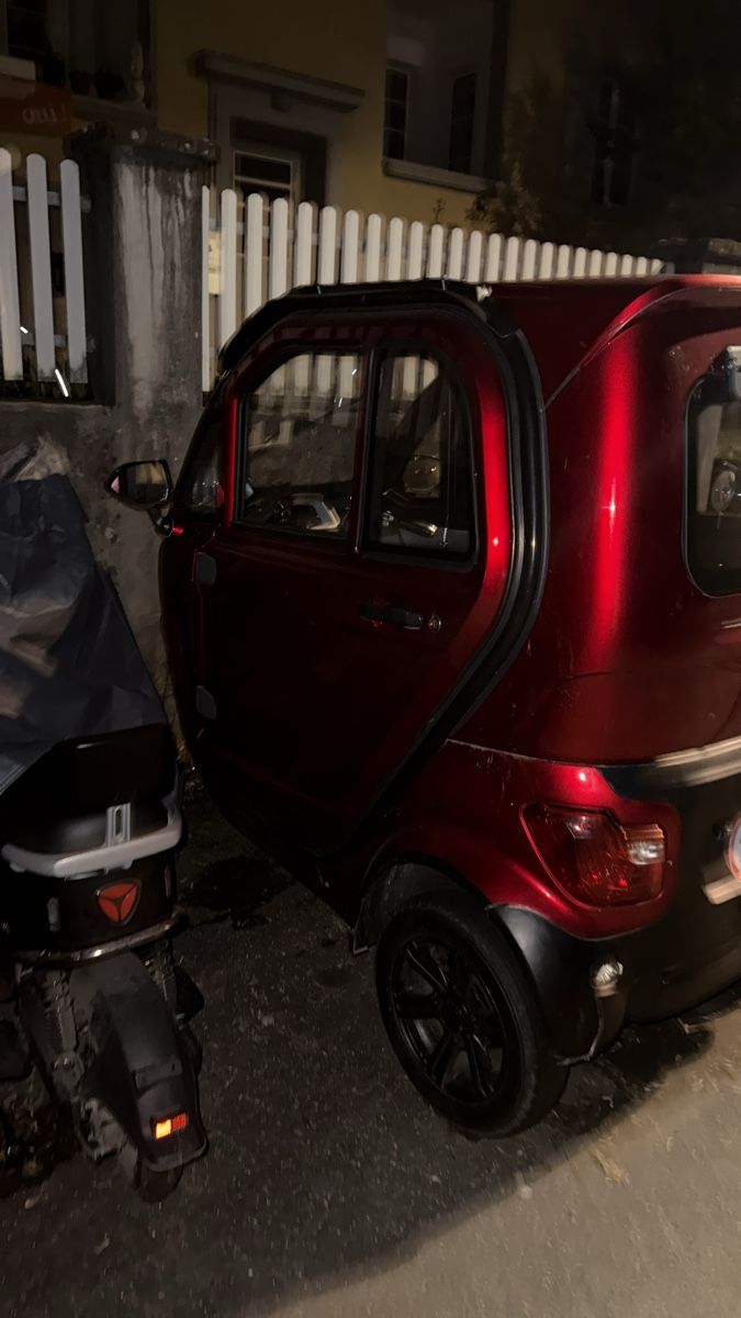 Veicoli elettrici: Elektro Mobil Kabinen Roller  25km/h – Usato da Bern venduto da mau_lhk5 1