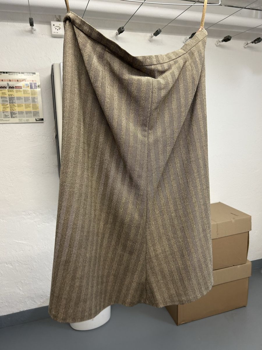 Costumi: kostüm apriori gr 42 – Usato da Zürich venduto da 11Zitronenfalter 1