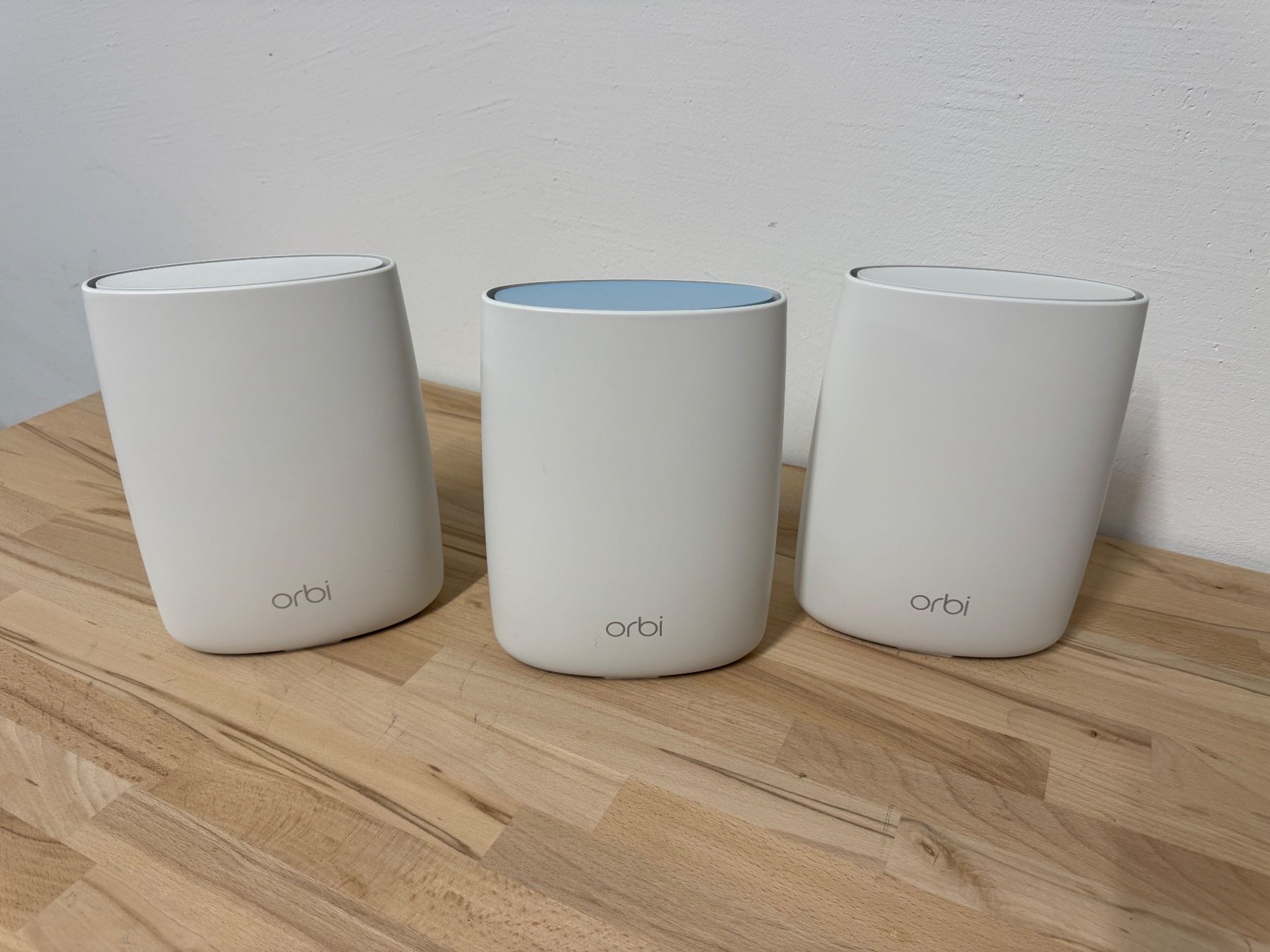 Netgear Modem & Router: Netgear Orbi Router RBR50 – Usato da Silenen venduto da Xelius6