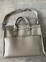 Tasche MANOR grau Kunstleder mit Trageriemen