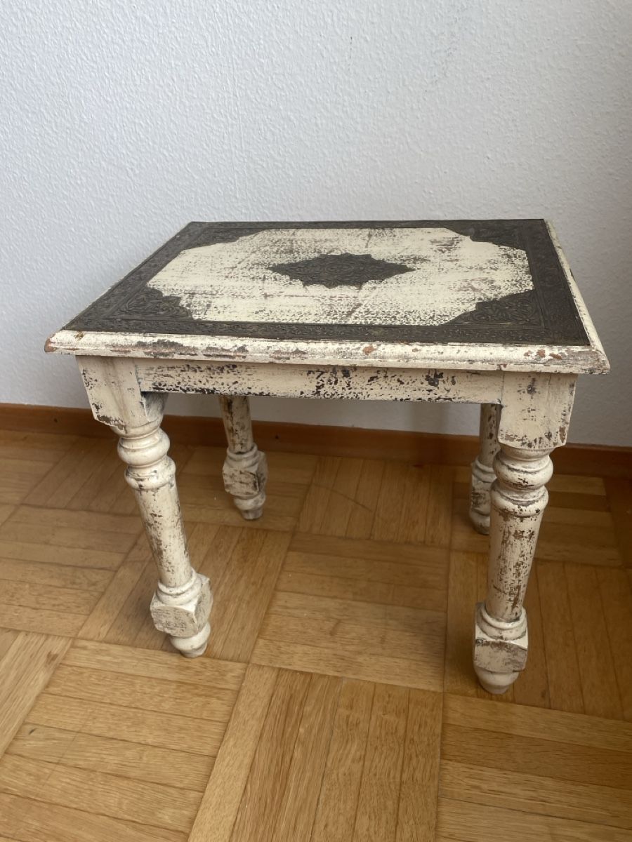 Tables: Tischchen – D'occasion à Freidorf TG par ibipatria